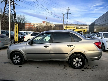Lada (ВАЗ) Granta, 2019г, передний привод, механика