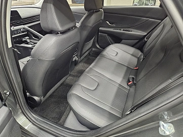 Hyundai Elantra, 2025г, передний привод, вариатор