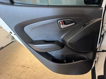 Hyundai ix35, 2013г, передний привод, автомат