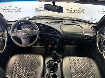 Chevrolet Niva, 2013г, передний привод, механика