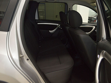 Nissan Terrano, 2015г, передний привод, автомат