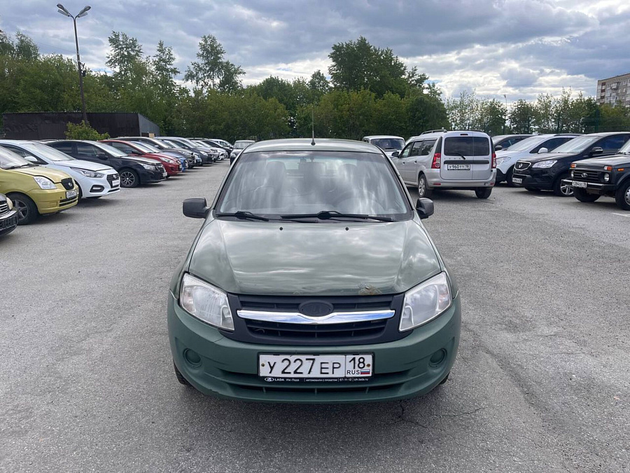 Lada (ВАЗ) Granta, 2013г., передний привод, механика
