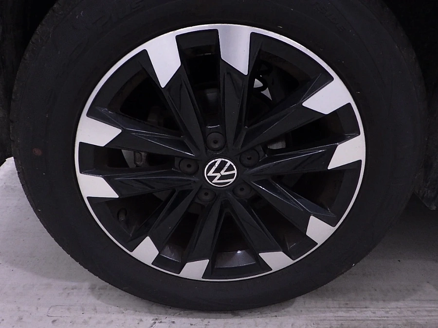 Volkswagen T-Cross, 2021г., передний привод, робот