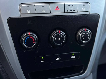 Geely Emgrand X7, 2015г, передний привод, автомат