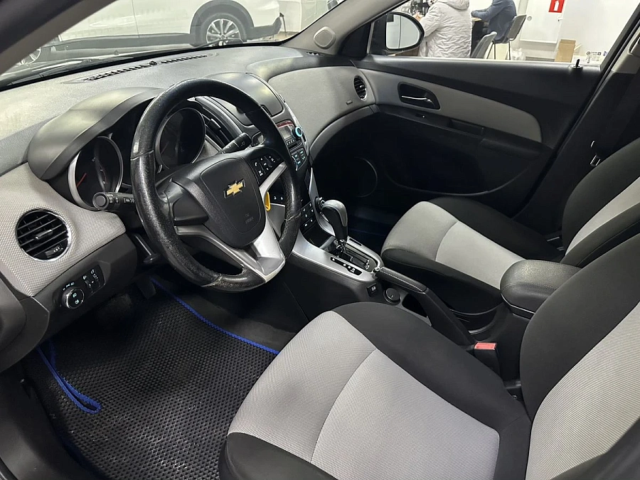Chevrolet Cruze, 2014г., передний привод, автомат