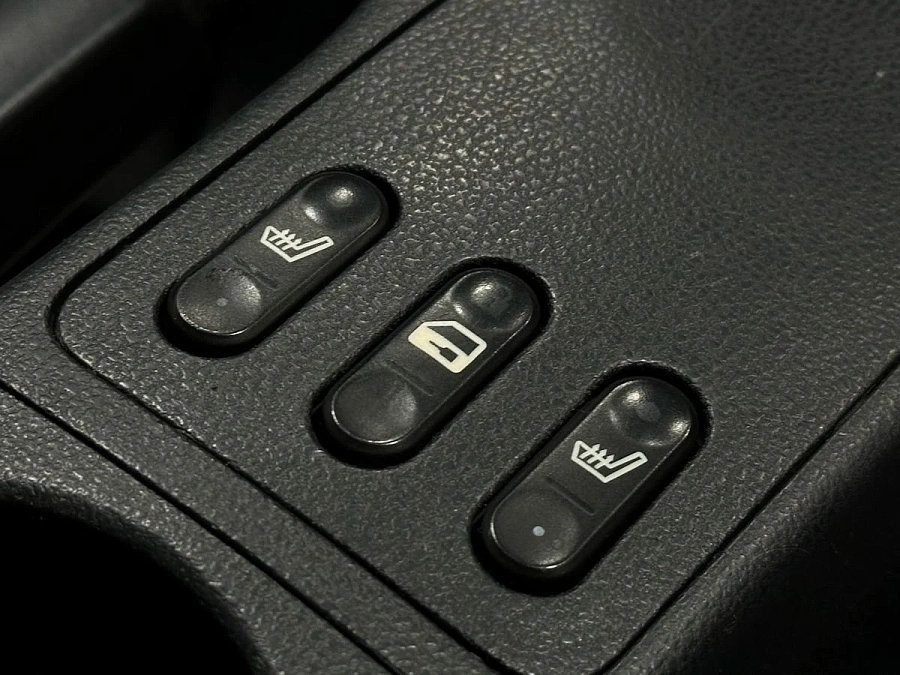 Nissan Qashqai, 2009г., передний привод, вариатор