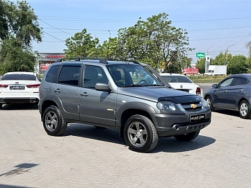Chevrolet Niva, 2017г, полный привод, механика