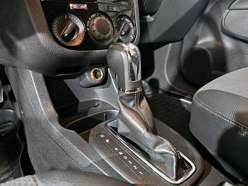 Opel Corsa, 2009г, передний привод, автомат