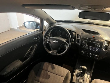 Kia Cerato, 2013г, передний привод, автомат