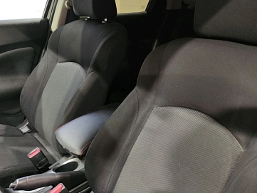 Nissan Juke, 2012г, передний привод, вариатор