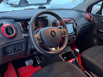 Renault Kaptur, 2018г, полный привод, автомат