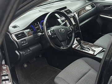 Toyota Camry, 2016г, передний привод, автомат