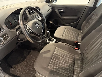 Volkswagen Polo, 2017г, передний привод, автомат