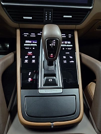 Porsche Cayenne, 2022г, полный привод, автомат