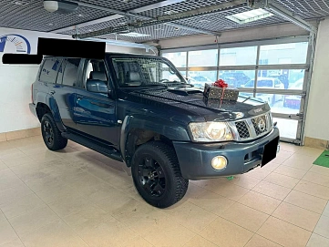 Nissan Patrol, 2004г, полный привод, автомат