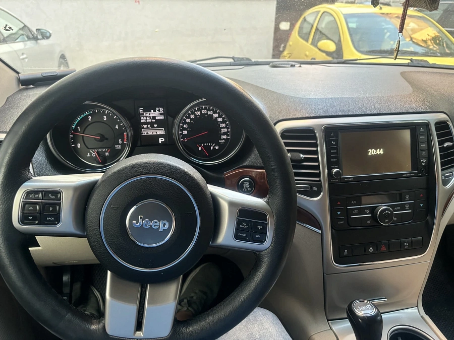 Jeep Grand Cherokee, 2012г., полный привод, автомат