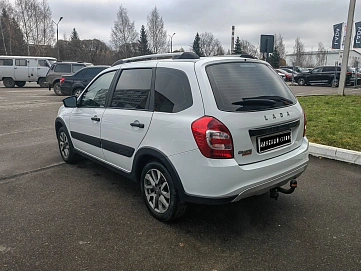 Lada (ВАЗ) , 2023г., передний привод, механика