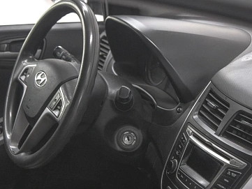 Hyundai Solaris, 2014г, передний привод, механика