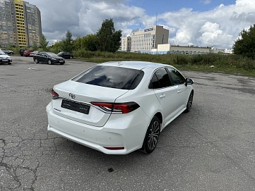 Toyota Corolla, 2021г, передний привод, вариатор