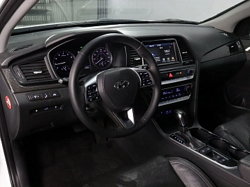 Hyundai Sonata, 2019г, передний привод, автомат