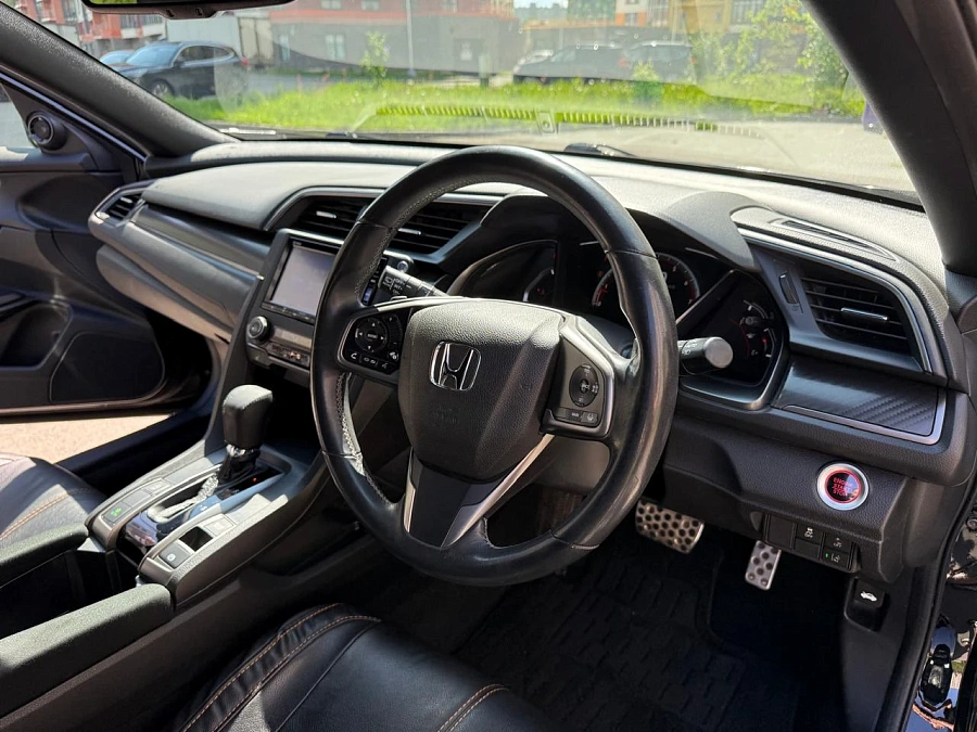 Honda Civic, 2018г., передний привод, вариатор
