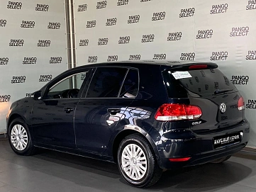 Volkswagen Golf, 2012г, передний привод, механика