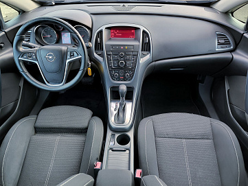 Opel , 2012г., передний привод, автомат