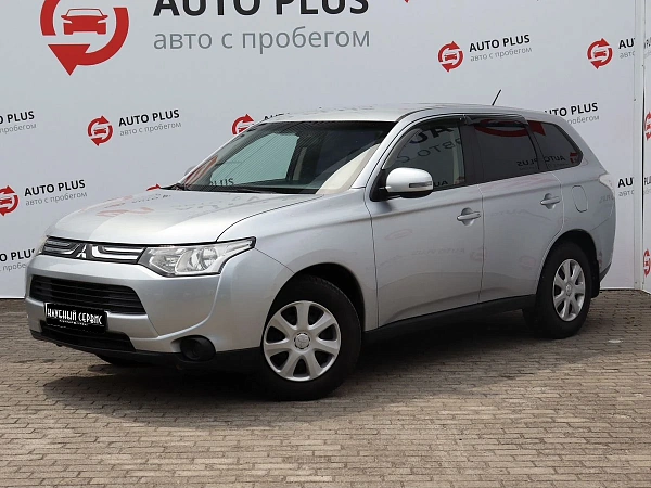 Mitsubishi Outlander, 2013г., полный привод, вариатор