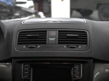 Skoda Yeti, 2015г, полный привод, робот