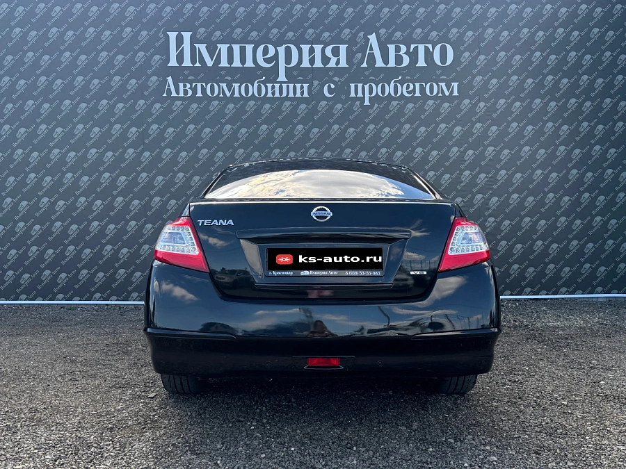 Nissan Teana, 2012г., передний привод, вариатор