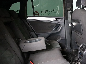 Volkswagen Tiguan, 2017г, полный привод, автомат
