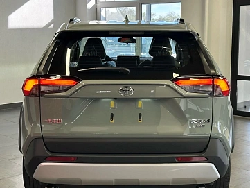 Toyota RAV4, 2025г, полный привод, вариатор