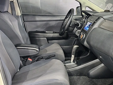 Nissan Tiida, 2008г, передний привод, автомат