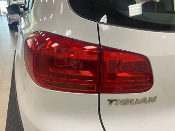 Volkswagen Tiguan, 2014г., передний привод, механика