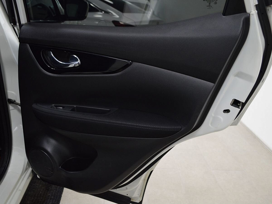 Nissan Qashqai, 2014г., передний привод, вариатор