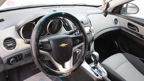 Chevrolet Cruze, 2013г., передний привод, механика
