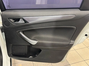 Ford Mondeo, 2012г, передний привод, механика