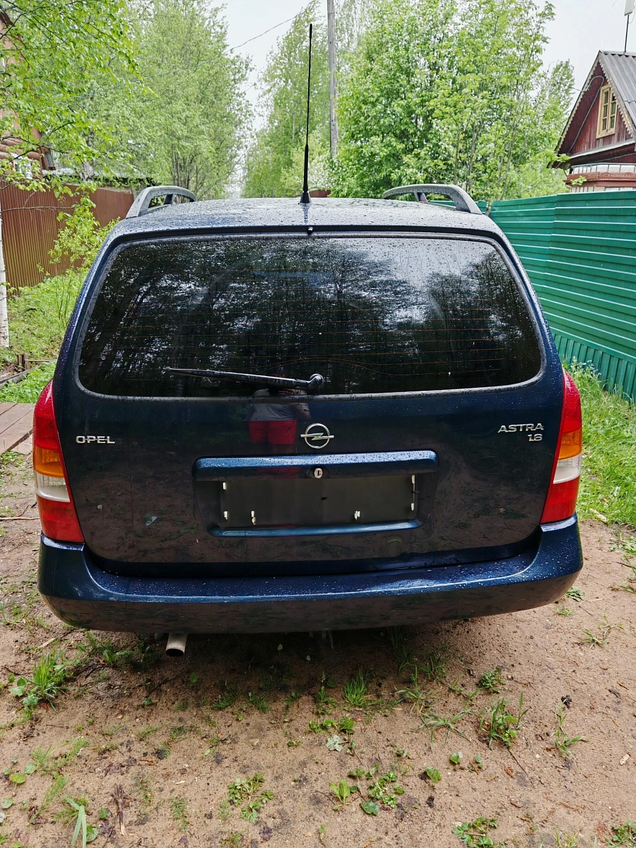 Opel Astra, 2002г., передний привод, механика