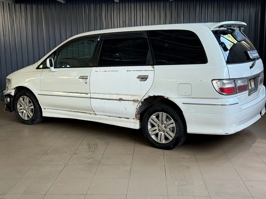 Nissan Presage, 2001г., передний привод, автомат
