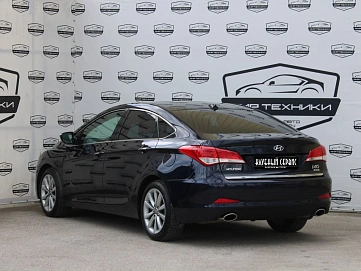 Hyundai i40, 2012г, передний привод, автомат