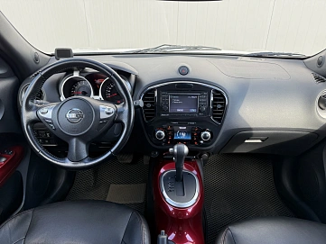 Nissan Juke, 2011г, передний привод, вариатор
