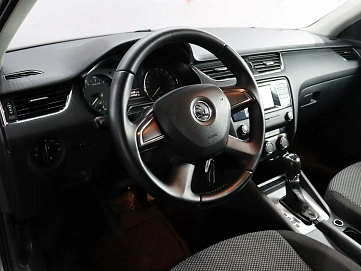 Skoda Octavia, 2014г, передний привод, робот