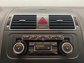 Volkswagen Touran, 2011г., передний привод, механика