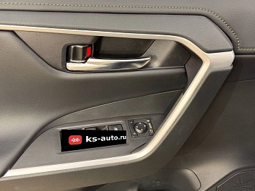 Toyota RAV4, 2025г, полный привод, вариатор