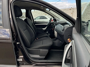 Nissan Terrano, 2019г., полный привод, механика