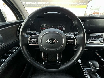 Kia Sorento, 2020г, передний привод, автомат