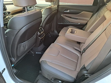Hyundai Santa Fe, 2018г, полный привод, автомат