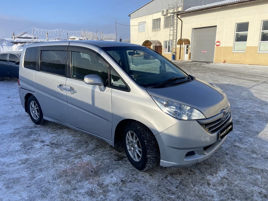 Honda Stepwgn, 2006г., передний привод, автомат