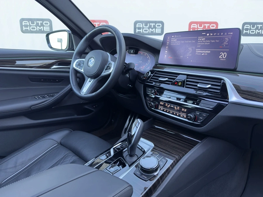 BMW 5 серии, 2020г., передний привод, автомат
