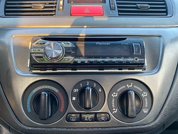 Mitsubishi Lancer, 2006г, передний привод, механика